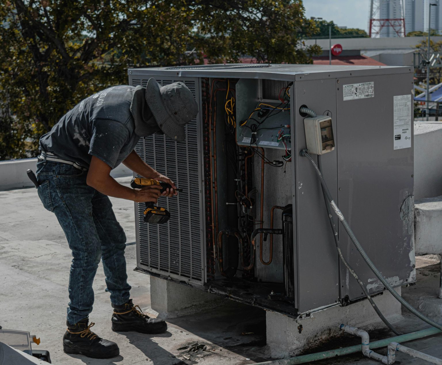 Commercial refrigeration equipment range